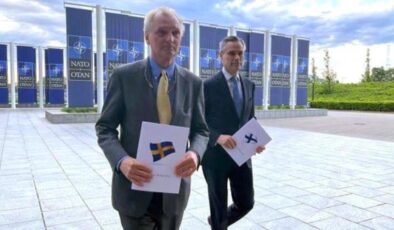 NATO Genel Sekreteri Stoltenberg: Finlandiya NATO üyesi olacak